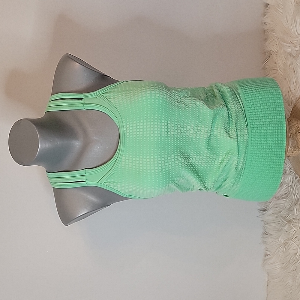 Athleta multi strap built in bra workout tank womens size S